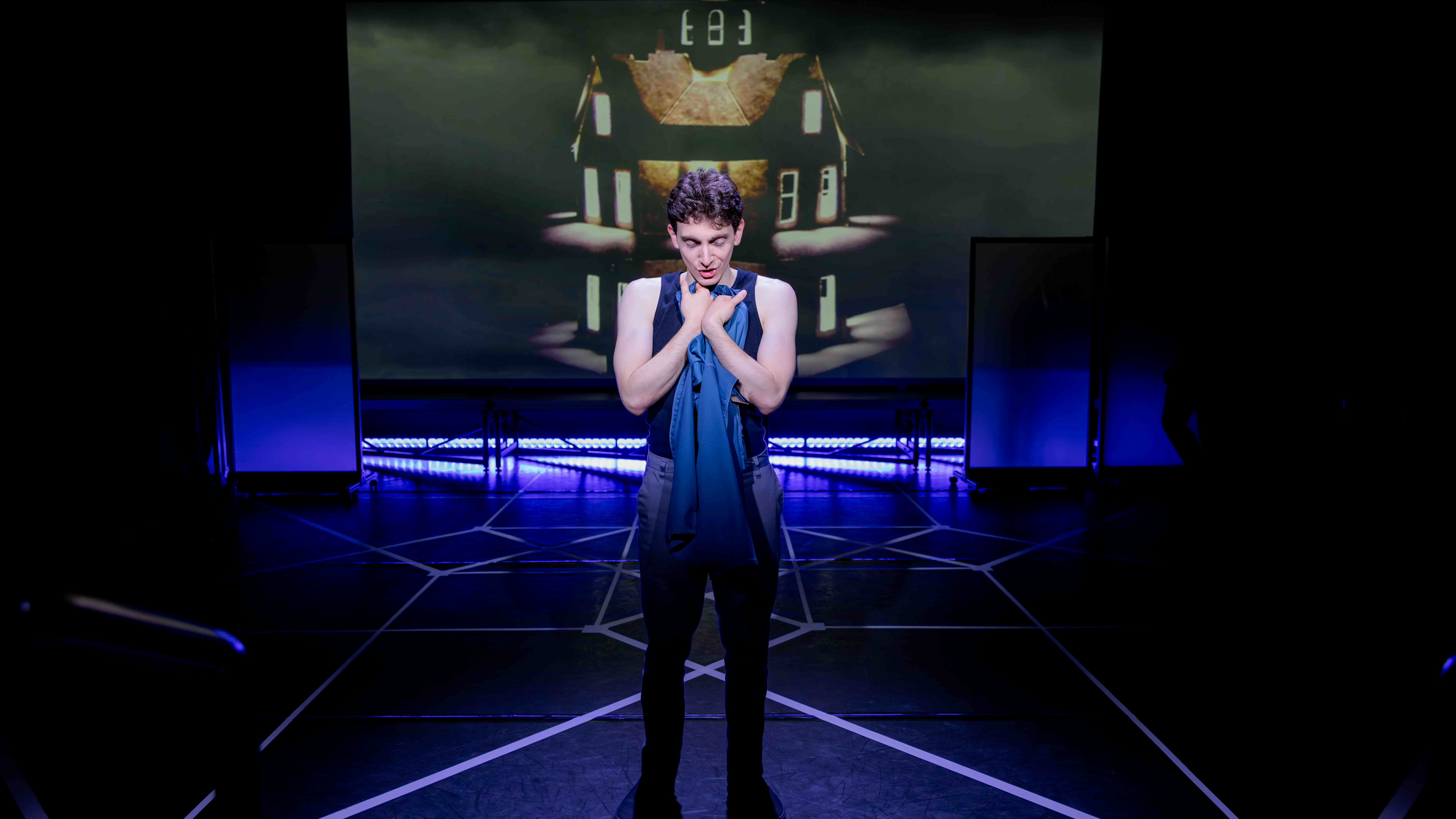  Aaron Greenberg as D-503 