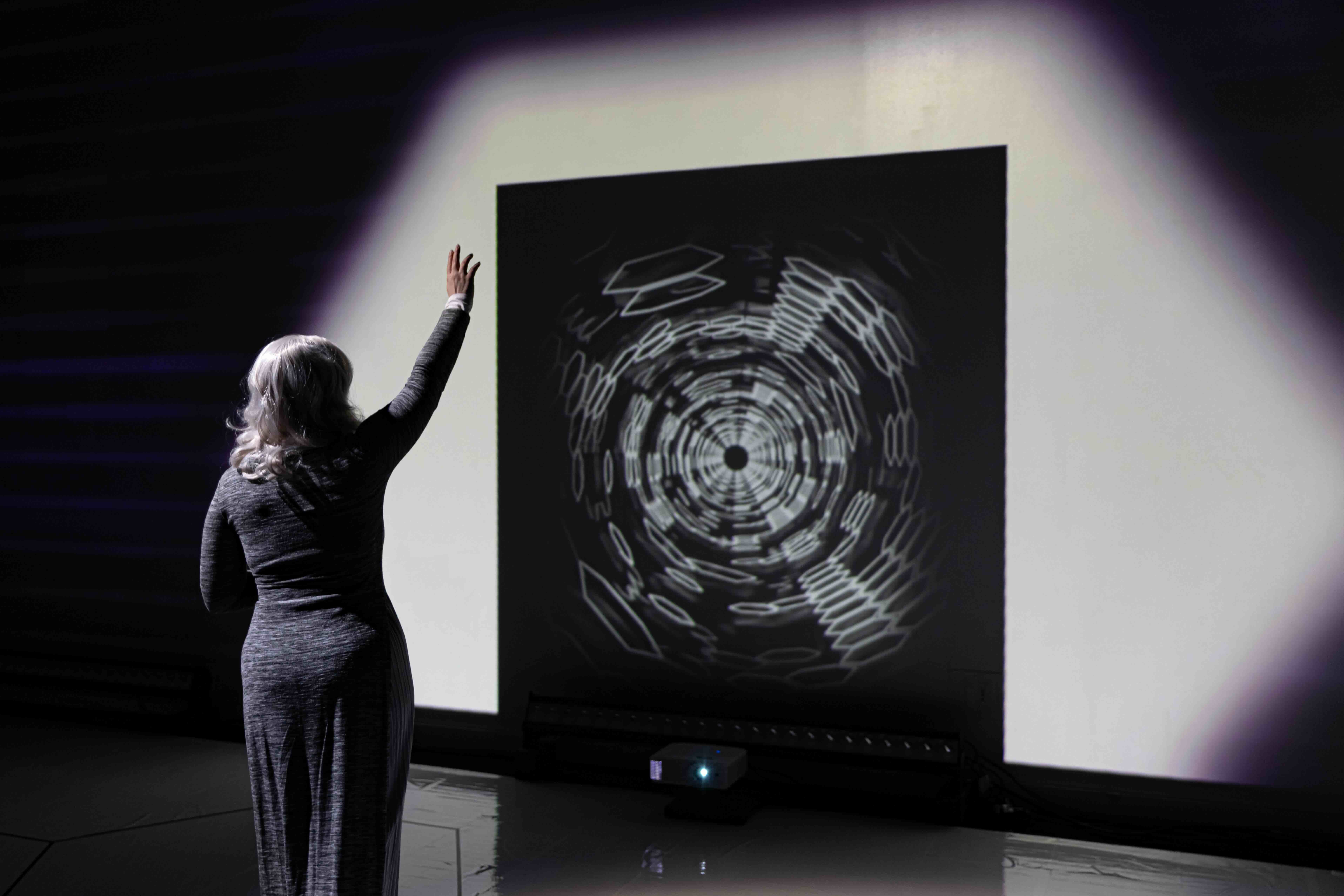  Rachel Rhea Shannon as Vashti. 